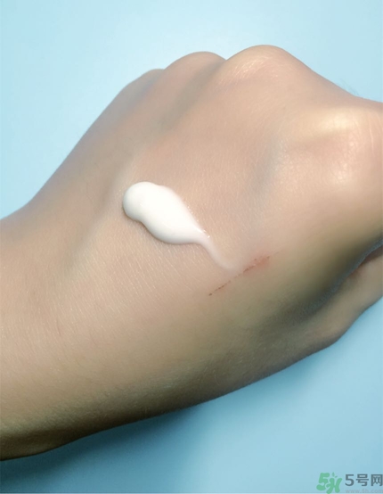 雪肌精盈潤(rùn)型乳液怎么樣?雪肌精盈潤(rùn)型乳液好用嗎? 雪肌精盈潤(rùn)型乳液怎么樣?雪肌精盈潤(rùn)型乳液好用嗎?