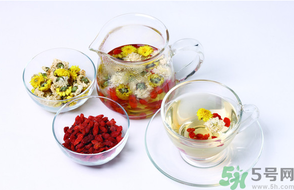 桂花和菊花可以一起泡茶嗎？桂花可以和能一起喝嗎？