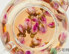 桂花茶和玫瑰花能一塊泡水喝嗎？桂花和玫瑰花一起喝有什么功效？