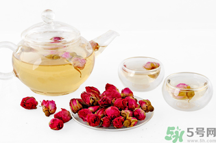 桂花茶和玫瑰花能一塊泡水喝嗎？桂花和玫瑰花一起喝有什么功效？
