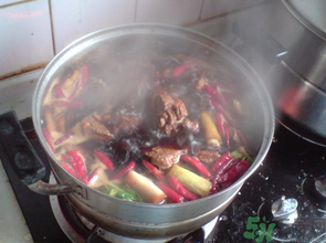 鹵牛肉可以用高壓鍋嗎？鹵牛肉用高壓鍋壓多久？