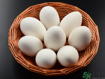 鴨蛋不能和什么一起吃？鴨蛋不能與什么食物同食？