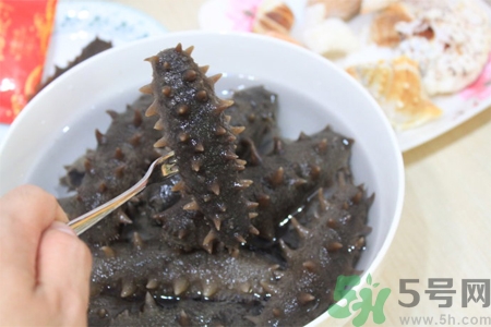 新鮮海參能生吃嗎？新鮮海參是生吃好還是熟吃好？