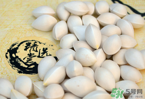 白果發(fā)霉了還能吃嗎？白果發(fā)霉了怎么處理？