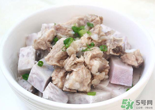 煮排骨用涼水還是熱水？燉排骨用熱水好還是涼水好？