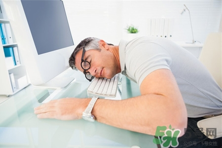 睡眠時間和壽命有關(guān)系嗎？睡眠時間長短和哪些因素有關(guān)？