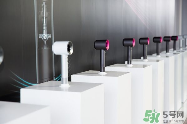 dyson吹風(fēng)機(jī)怎么用？戴森吹風(fēng)機(jī)使用方法