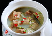 排骨可以和什么一起燉湯？排骨和什么一起燉好吃？