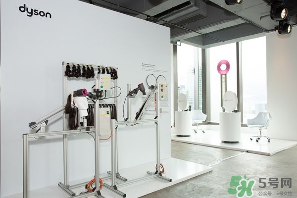 dyson吹風(fēng)機(jī)怎么用？戴森吹風(fēng)機(jī)使用方法