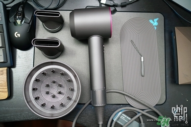 dyson吹風機怎么用？戴森吹風機使用方法
