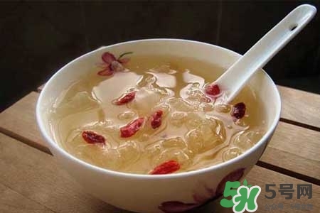 銀耳紅棗湯能天天吃嗎？銀耳紅棗湯每天吃有什么好處？