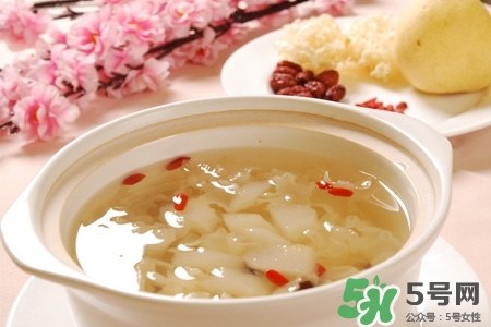 喝銀耳紅棗湯會發(fā)胖嗎？晚上吃銀耳紅棗湯長會胖嗎？