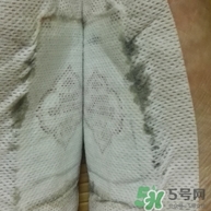 足貼怎么貼？足貼貼在腳底什么位置示意圖