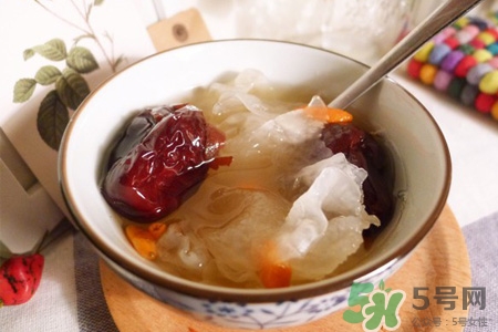 小孩能吃銀耳紅棗湯嗎？寶寶可以喝銀耳紅棗湯嗎？