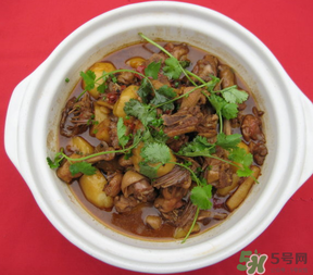鴨肉可以和土豆一起煮嗎？鴨肉和土豆能一起吃嗎？