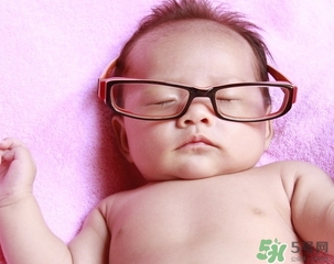 冬季出生的寶寶要準(zhǔn)備些什么？冬季出生的寶寶需要什么？