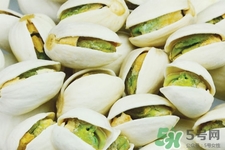 開(kāi)心果受潮了還能吃嗎？開(kāi)心果放潮了怎么辦？
