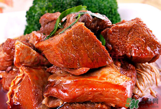 吃完牛肉可以吃柿子嗎？牛肉和柿子能一起吃嗎？