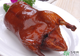 北京烤鴨可以帶上飛機(jī)嗎？坐飛機(jī)可以帶北京烤鴨嗎？