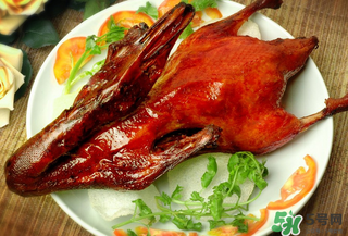 吃烤鴨會(huì)長胖嗎？晚上吃烤鴨會(huì)胖嗎？