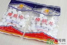 樟腦丸對(duì)蟑螂有用嗎？祛除蟑螂的小妙招