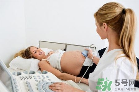 生孩子下面要剃陰毛嗎？分娩時需要剃毛嗎？