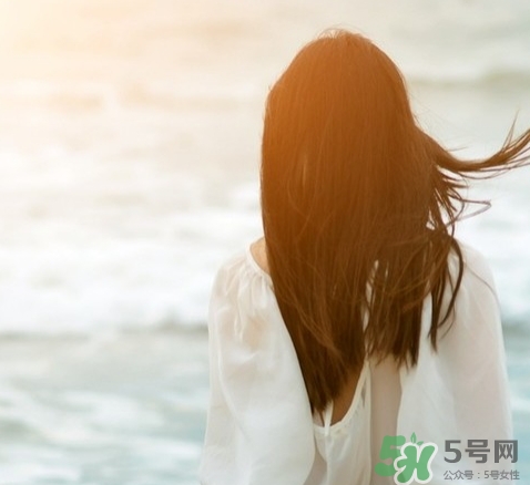 有頸紋怎么辦？頸紋怎么消除？