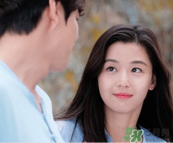 人魚色口紅什么牌子好？人魚色口紅推薦