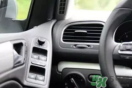 冬天車?yán)锱瘹夂挠蛦?？汽車冬天開(kāi)暖風(fēng)費(fèi)油嗎？