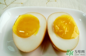 雞蛋可以帶殼蒸嗎？帶殼雞蛋蒸多久能熟？