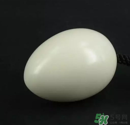 熟雞蛋滾臉有什么好處？熟雞蛋滾臉能吸毒素嗎？