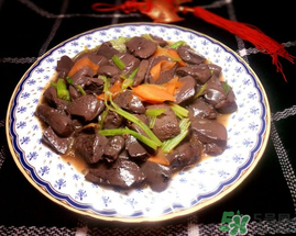 坐月子可以吃羊血嗎？坐月子能吃羊血嗎？