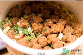 日清杯面謎肉祭多少錢？合味道謎肉祭的謎肉是什么肉？