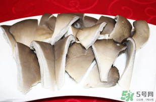 坐月子能吃平菇嗎？坐月子能不能吃平菇？
