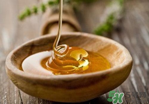 乳腺增生可以喝蜂蜜嗎？乳腺增生喝蜂蜜有用嗎？