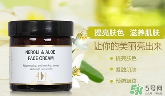 英國(guó)aa網(wǎng)橙花面霜怎么用？英國(guó)aa網(wǎng)橙花面霜怎么樣？
