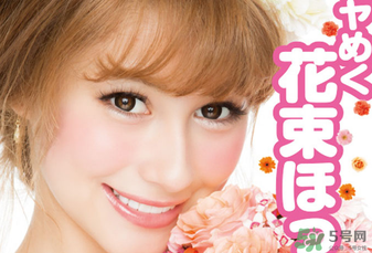 canmake花瓣腮紅珠光還是啞光好？canmake腮紅珠光好看還是啞光？