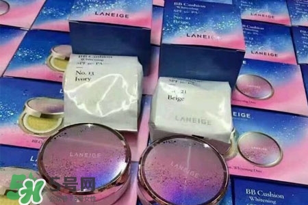 蘭芝星夢奇緣氣墊配幾個芯？蘭芝星夢奇緣氣墊有幾個替換裝？