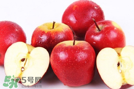 寶寶吃蘋(píng)果泥要蒸熟嗎？寶寶吃蘋(píng)果泥有什么好處？