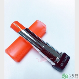 露華濃唇膏多少錢？露華濃唇膏專柜價格美國價格
