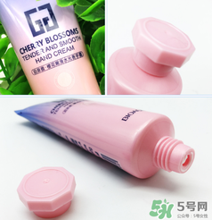 泊泉雅護(hù)手霜怎么樣？泊泉雅護(hù)手霜多少錢