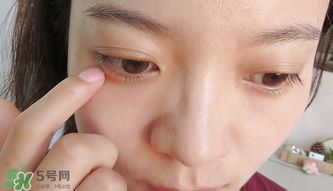 思親膚眼霜怎么樣？skin food眼霜適合年齡