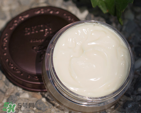 思親膚眼霜怎么樣？skin food眼霜適合年齡