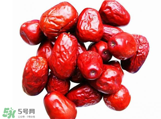 灰棗和紅棗哪種營(yíng)養(yǎng)高？灰棗和紅棗哪個(gè)補(bǔ)血呢？