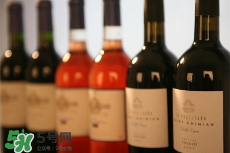 春節(jié)喝黃酒好嗎？春節(jié)喝黃酒的七大健康理由