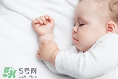 寶寶發(fā)燒怎么按摩？寶寶發(fā)燒按摩穴位有效退燒