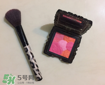 安娜蘇是哪個(gè)國家的品牌？annasui是什么牌子？