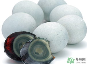 皮蛋會過期嗎？皮蛋過期了能吃嗎？
