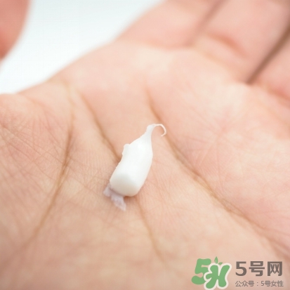 洗顏?？葡疵婺淘趺礃?？洗顏專科洗面奶可以卸妝嗎？