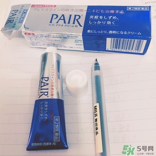 獅王祛痘膏和白兔祛痘膏哪個好？獅王祛痘膏和樂敦cc哪個好？